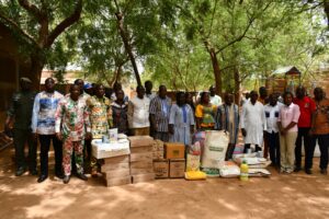 Cérémonie de remise de Don par AJSB à l'oasis